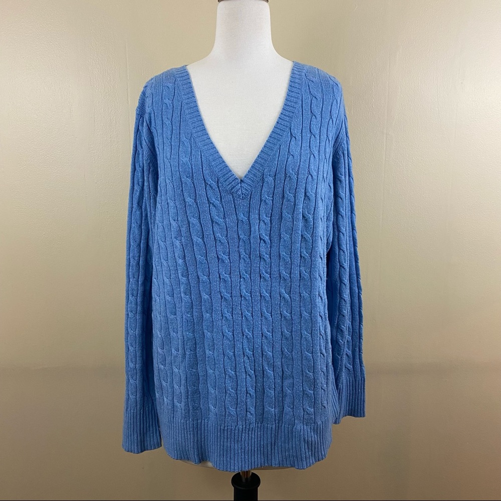 Women’s Lane Bryant cable knit, v-neck sweater, 10% angora , size 18/20